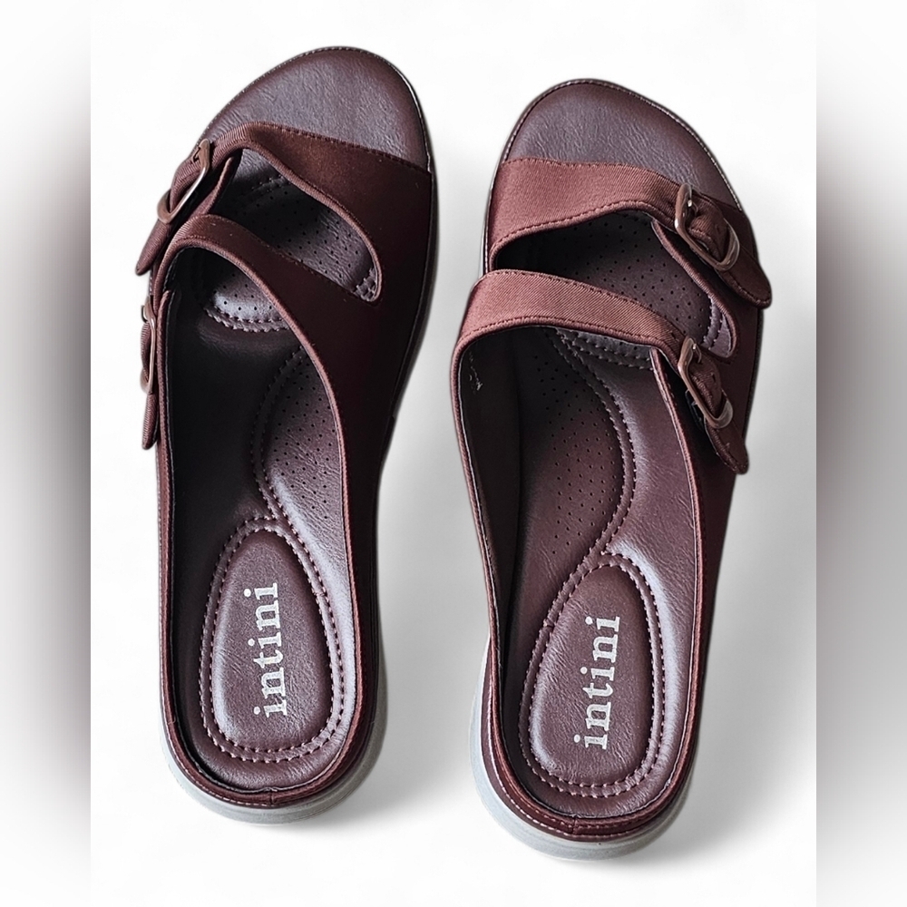 Intini Brown Slide Sandals - Picture 5 of 6
